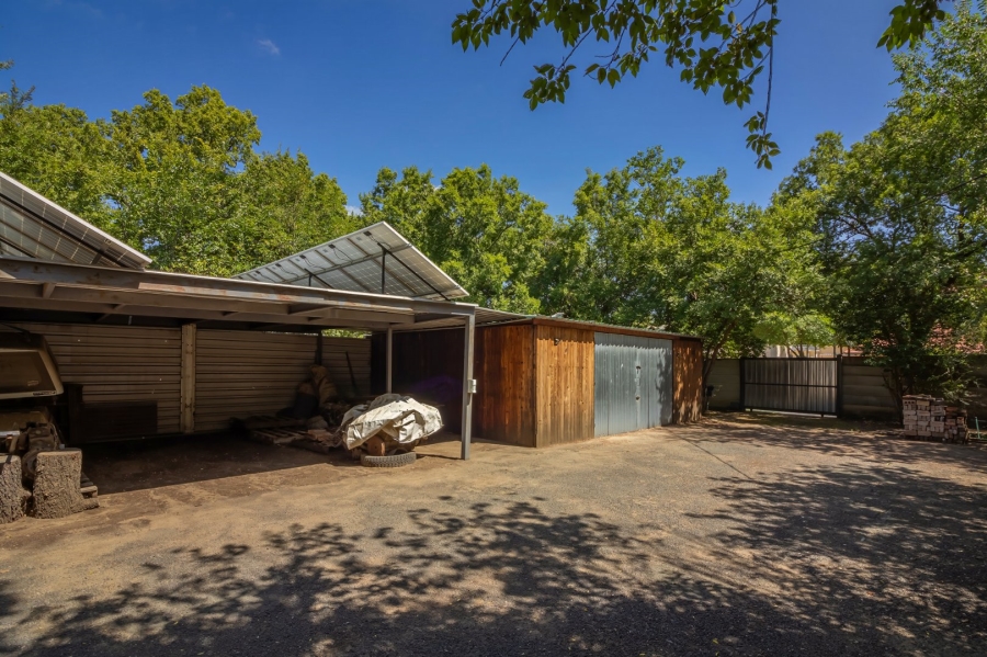 4 Bedroom Property for Sale in Wilgenhof Free State